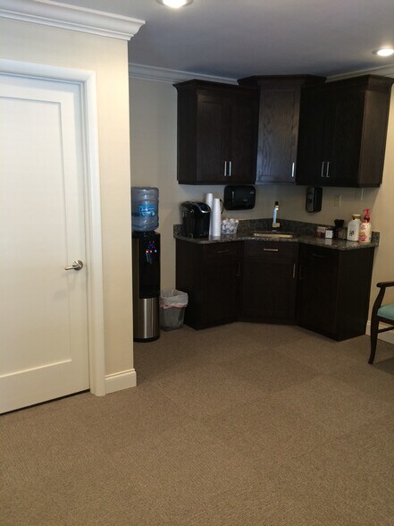 More Photos Of 203 Kerneywood St, Lakeland Coworking Space