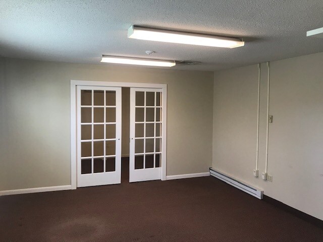 More Photos Of 222 Mckee St, Manchester Office For Lease