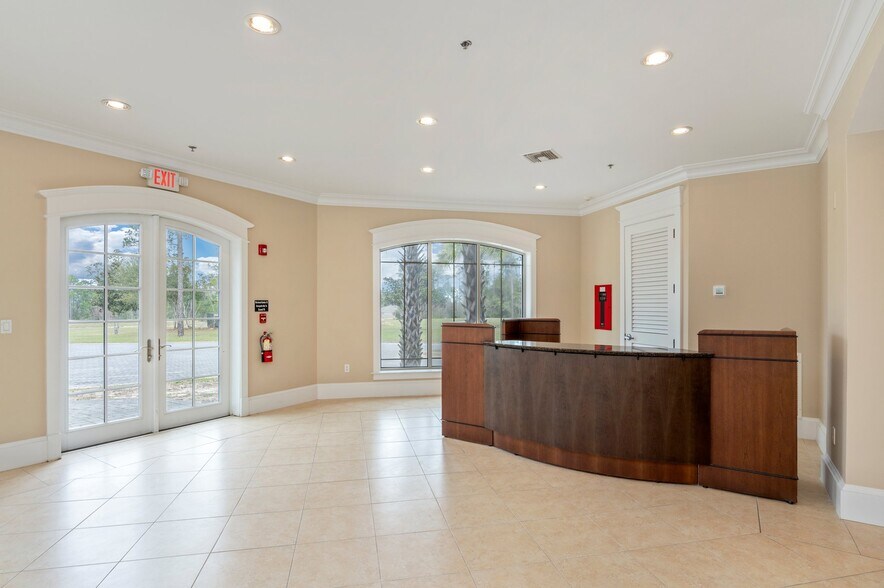 More Photos Of 3201 Heritage Plantation Blvd, Laurel Hill Office For Sale