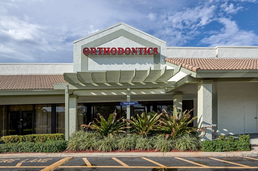 More Photos Of 6685 Forest Hill Blvd, West Palm Beach Unknown For Lease