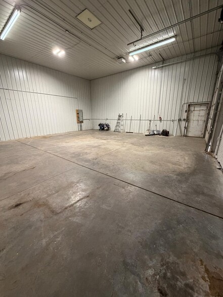 More Photos Of 923 Randolph Ave, Saint Paul Auto Repair For Sale