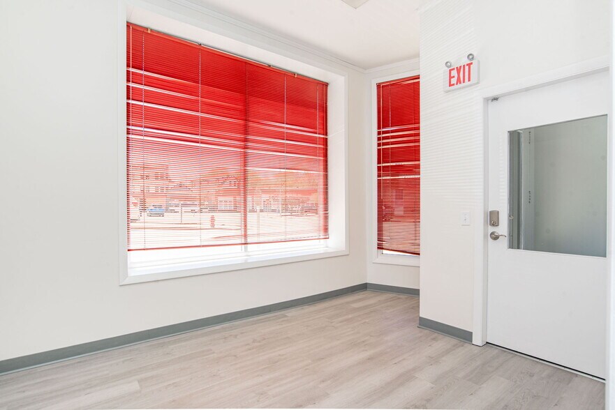 More Photos Of 4 Court St, Taunton Medical For Lease