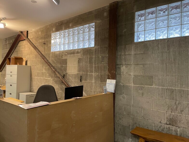 More Photos Of 1300 S Kostner Ave, Chicago Manufacturing For Sale