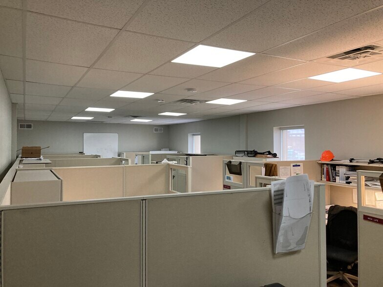 More Photos Of 2151 Greenwood St, Harrisburg Office For Lease