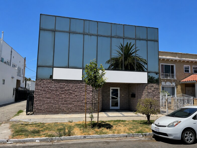 Primary Photo Of 715 N Ridgewood Pl, Los Angeles Office For Lease