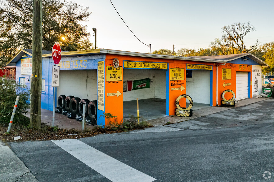 Primary Photo Of 9334 State 52 Rd, Hudson Auto Repair For Sale