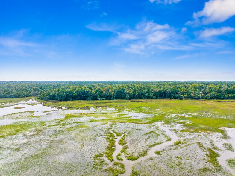 More Photos Of 2640 Sunbury Rd, Midway Land For Sale