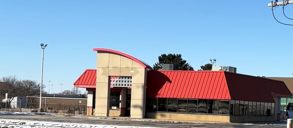More Photos Of 1806 W Bradley Ave, Champaign Fast Food For Lease