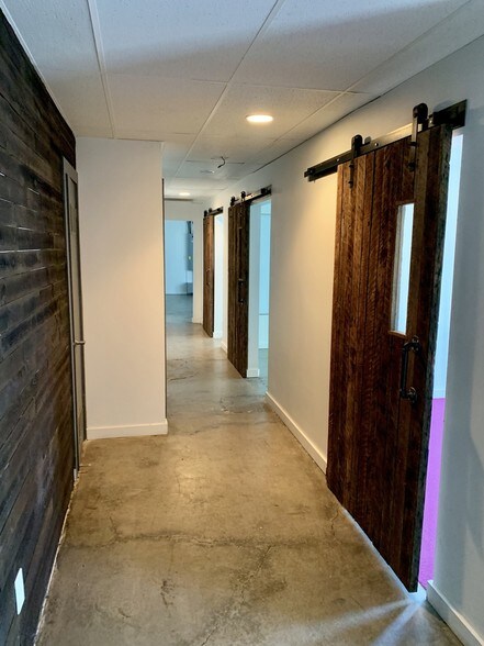 More Photos Of 1710 SE Brooklyn St, Portland Warehouse For Lease