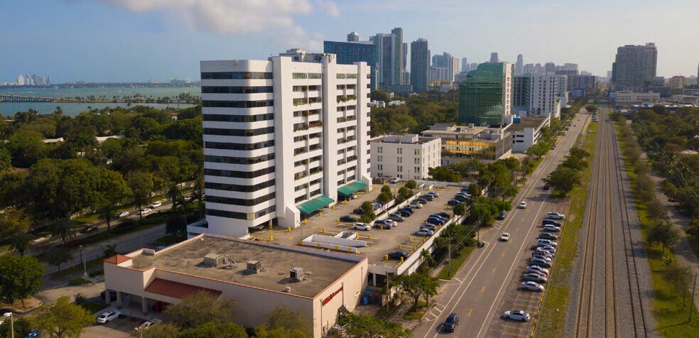 More Photos Of 4770 Biscayne Blvd, Miami Office For Sale