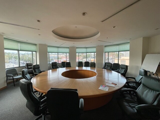 More Photos Of 2530 Wilshire Blvd, Santa Monica Coworking Space