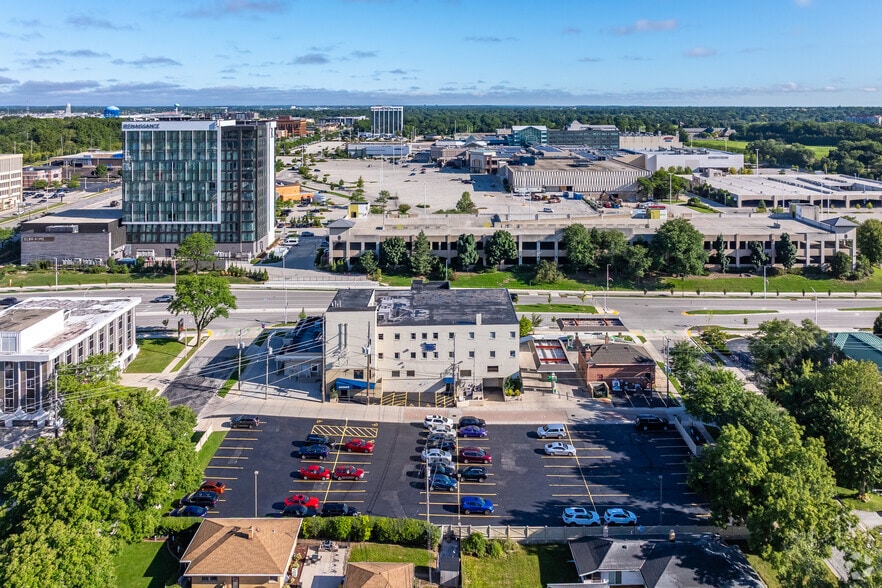 More Photos Of 10625 W North Ave, Milwaukee Medical For Lease