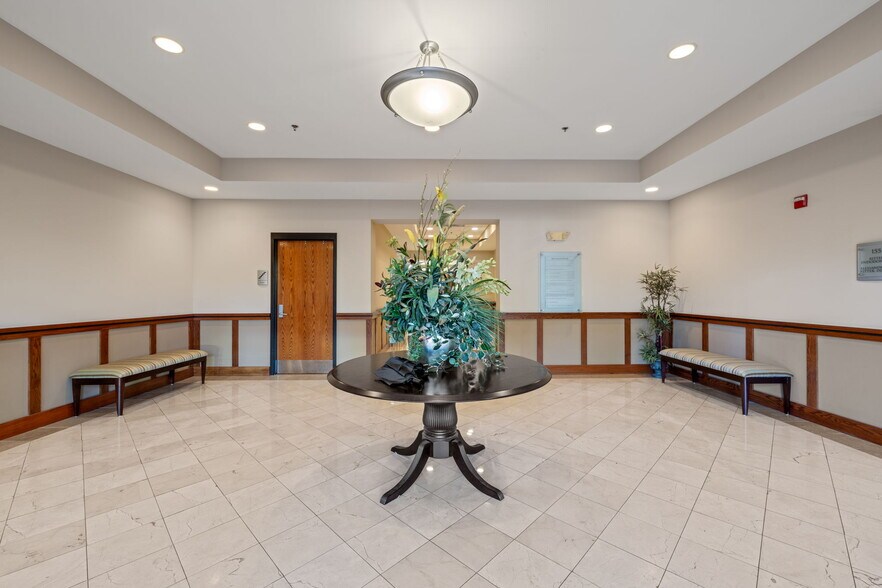 More Photos Of 501 Eastowne Dr, Chapel Hill Office For Lease