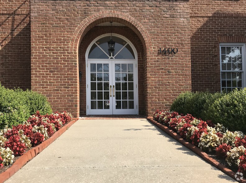 More Photos Of 1400 Front Ave, Lutherville Medical For Lease