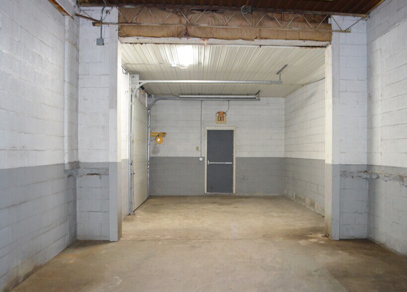 More Photos Of 10027 Railroad St, Lake City Warehouse For Sale