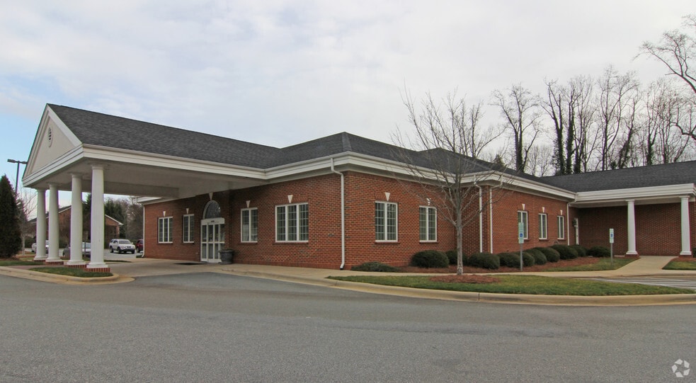 More Photos Of 1146 N New Hope Rd, Gastonia Medical For Lease