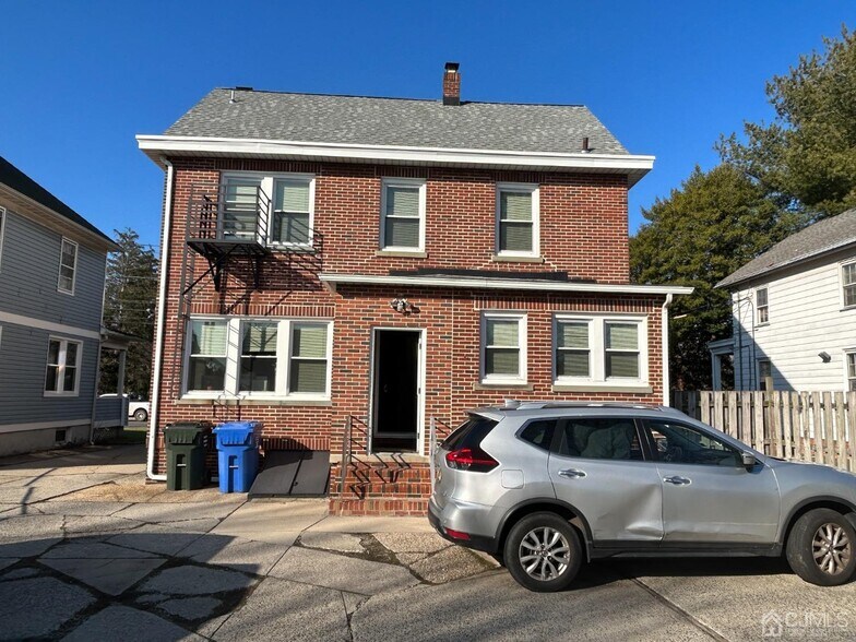 Primary Photo Of 227 Main St, Woodbridge Office For Lease