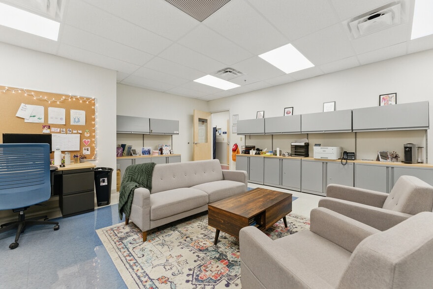 More Photos Of 2024 Westover Rd, Chicopee Warehouse For Sale