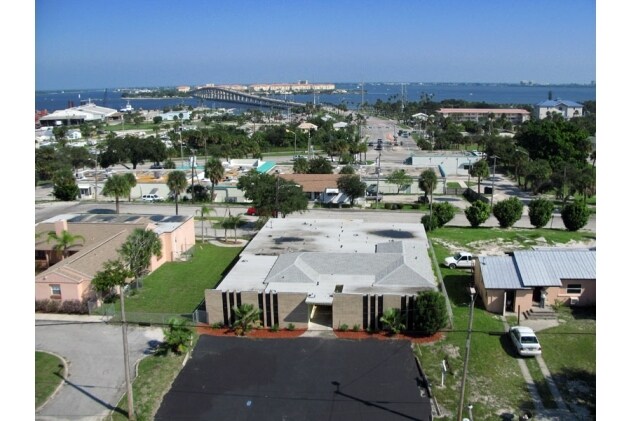 More Photos Of 706 N 7th St, Fort Pierce Office For Sale