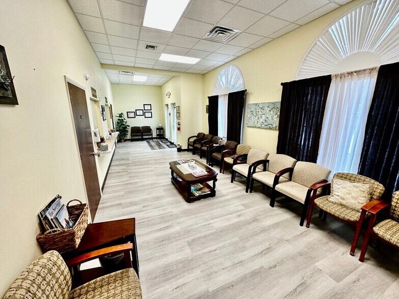 More Photos Of 1019 Harvin Way, Rockledge Medical For Lease