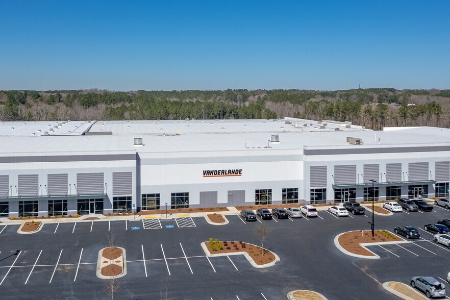 Primary Photo Of 1601 Cherokee Pky, Acworth Distribution For Lease