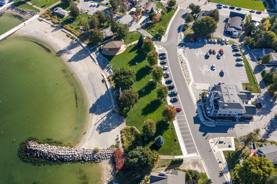 More Photos Of 2363 Mill Rd, Sister Bay Apartments For Sale