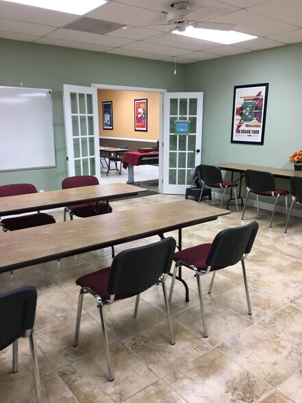 More Photos Of 5110 Wilkinson, Corpus Christi Office For Lease