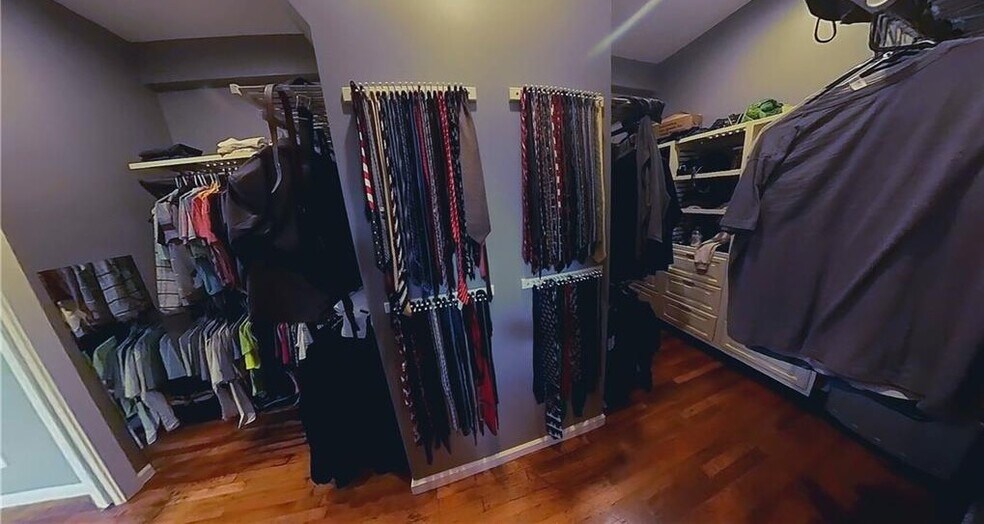 More Photos Of 1500 Hansford St, Charleston Warehouse For Sale