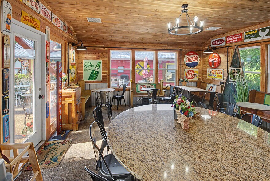 More Photos Of 219 MO-21, Caledonia Storefront Retail Residential For Sale