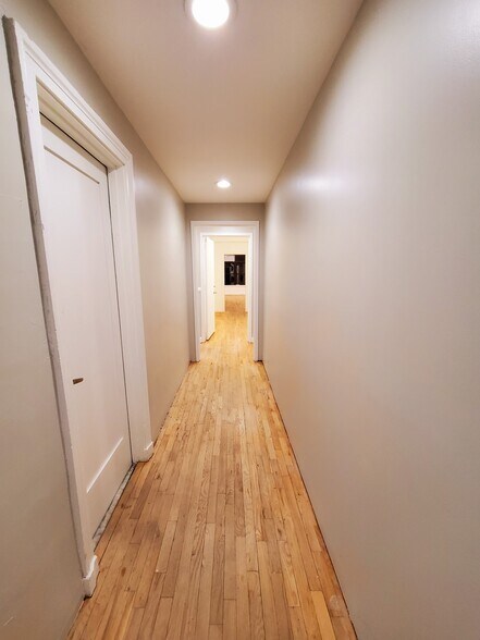 More Photos Of 13 E 37th St, New York Office Residential For Sale