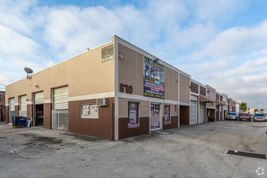 Primary Photo Of 670-698 W 84th St, Hialeah Unknown For Lease