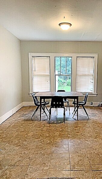 More Photos Of 703-705 N 4th St, West Monroe Religious Facility For Sale