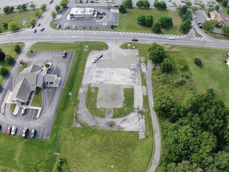 More Photos Of 2357 Main St, Warsaw Storefront For Sale