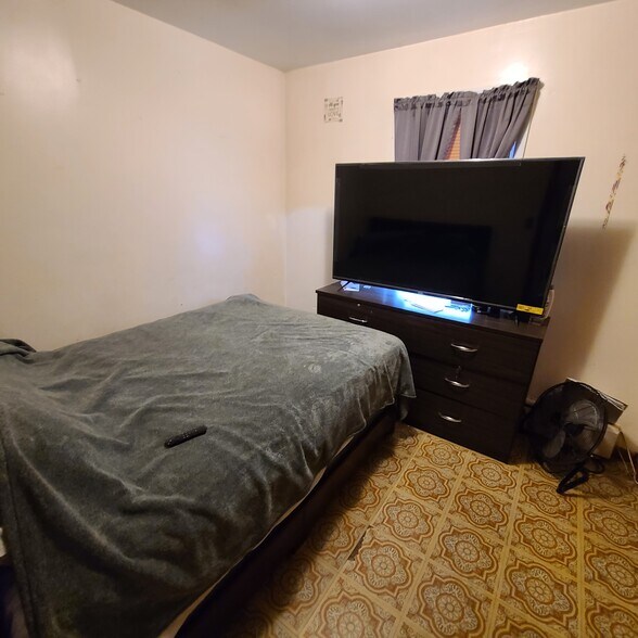 More Photos Of 660 Mount Prospect Ave, Newark Storefront Retail Residential For Sale