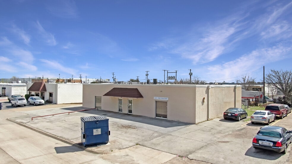 More Photos Of 3616-3618 Dividend Dr, Garland Manufacturing For Sale