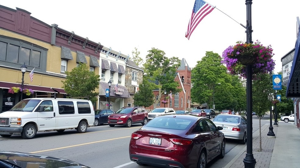 More Photos Of 12660 10 Mile Rd, South Lyon Medical For Lease