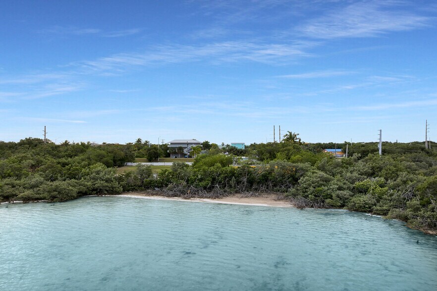 More Photos Of 21423 Overseas Hwy, Cudjoe Key Freestanding For Sale