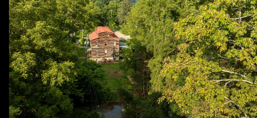 More Photos Of 1 Old Mill Ln, Weaverville Restaurant For Sale