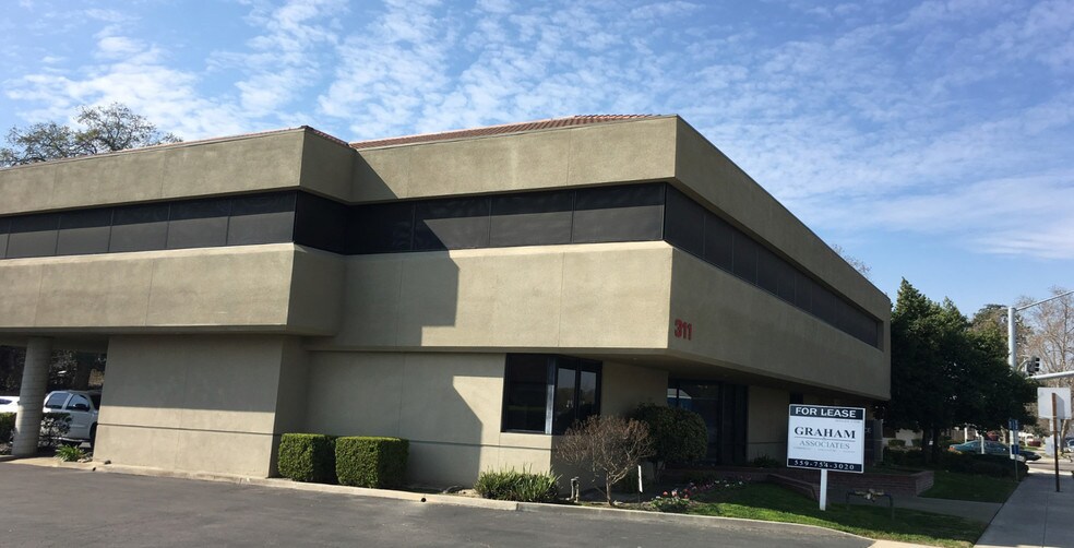 More Photos Of 311-317 W Noble Ave, Visalia Medical For Lease