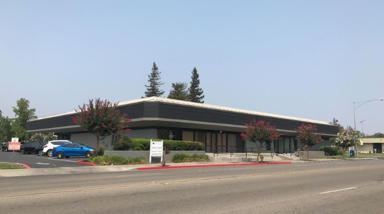 Primary Photo Of 37 W Yokuts Ave, Stockton Office For Lease