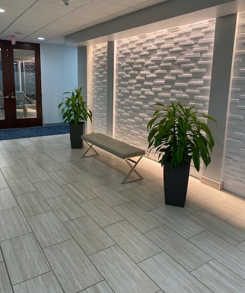 More Photos Of 2626 Glenwood Ave, Raleigh Office For Lease