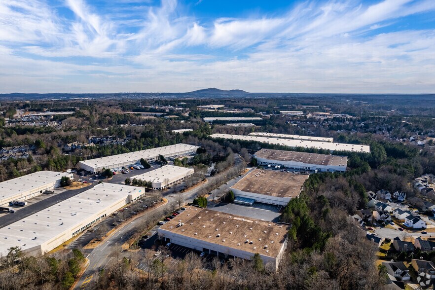 More Photos Of 1925 Shiloh Rd NW, Kennesaw Distribution For Lease