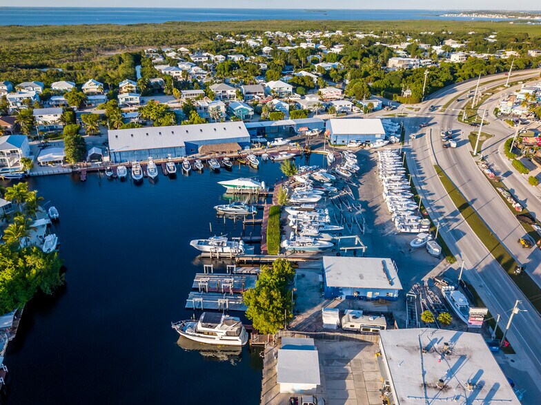 More Photos Of 90400 Overseas Hwy, Tavernier Marina For Sale
