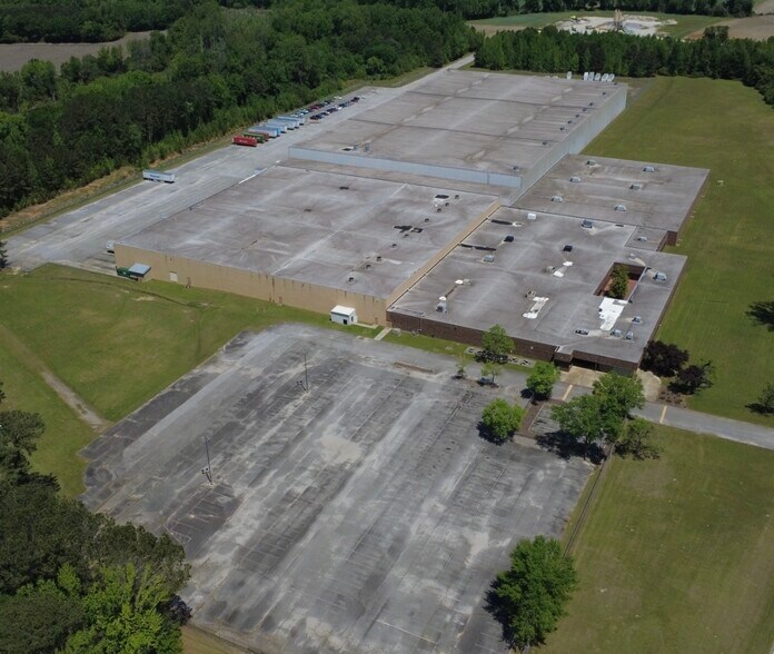 More Photos Of 633 Scottland Rd, Dillon Distribution For Lease