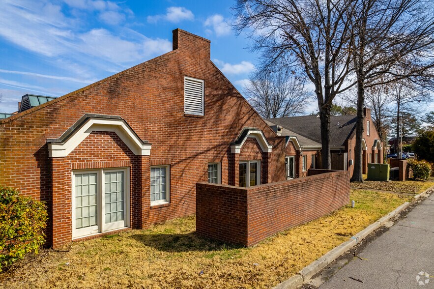 More Photos Of 6605 Stage Rd, Memphis Medical For Lease