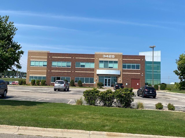 More Photos Of 3425 40th Ave NW, Rochester Medical For Lease