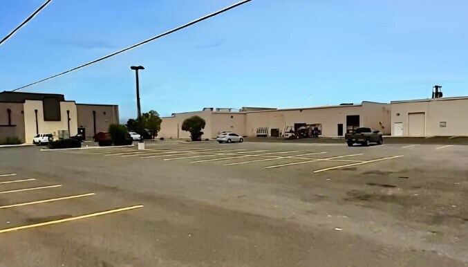 More Photos Of 1481-1607 W Pierce St, Carlsbad Unknown For Lease