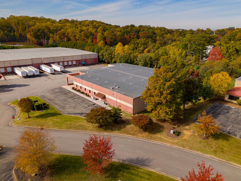 More Photos Of 1470 E Weisgarber Rd, Knoxville Light Distribution For Lease