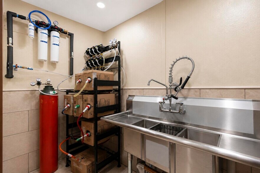 More Photos Of 1234 Stewart Ave, Bethpage General Retail For Sale