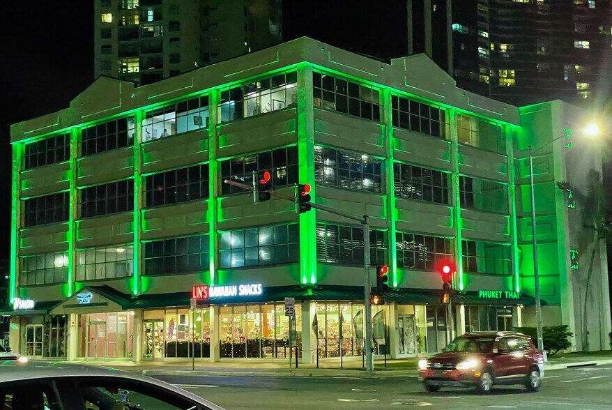 More Photos Of 401 Kamakee St, Honolulu Office For Sale